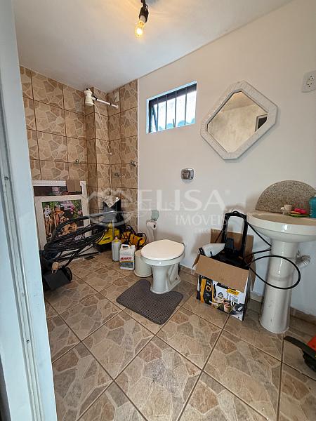 Casa com 2 pavimentos no Universitário! — foto 29