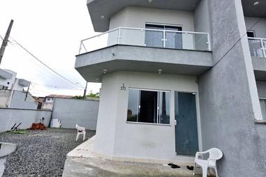 Geminado de Esquina no Parque Guarani