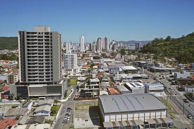 Apto 02 Suítes + 02 Vagas | 100m Giassi Supermercados