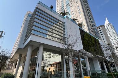 Apto 03 Dorm/Sendo 01 Suíte | 100m Beira Rio