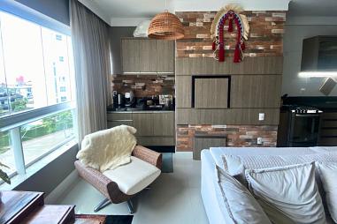 Apto 02 Suítes | 100m Praia Brava