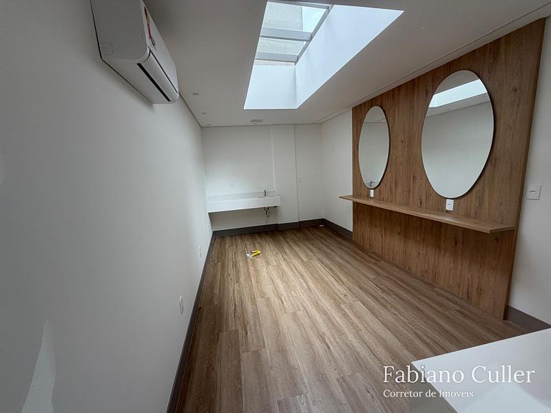 Apto 01 Suíte + 01 Dorm | PRAIA BRAVA — foto 29