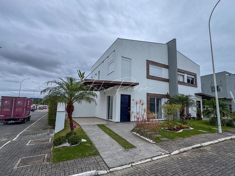 VILLAGE DOS IP�S 1