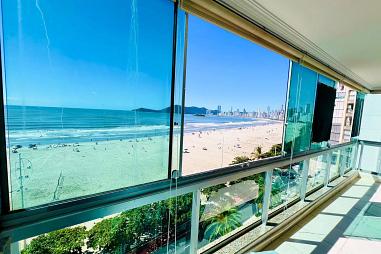 Apartamento Frente mar no Edifício Albany