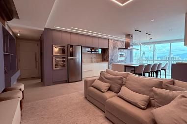 Apartamento com 3 quartos à venda, 117m², 4 banheiros, 2 garagens - Centro - Balneário Camboriú