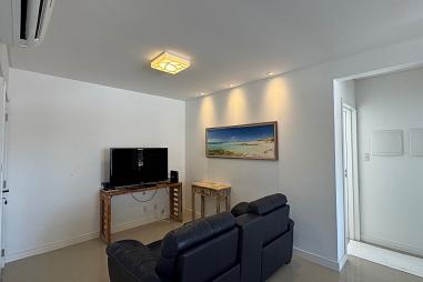 Apartamento no Residencial Ilha dos Amores na Praia Brava