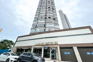 Apartamento com 3 quartos à venda, 158m², 2 banheiros, 3 garagens - Barra Sul - Balneário Camboriú
