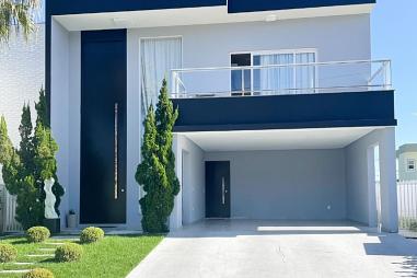 Casa no condomínio Caledônia