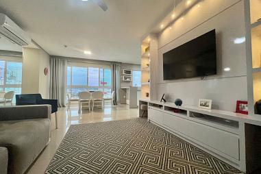 Apartamento com 3 quartos à venda, 104m², 3 banheiros, 2 garagens - Centro - Balneário Camboriú
