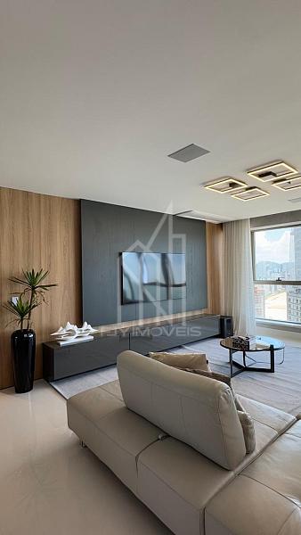 Apartamento  decorado no Edif�cio Yachthouse by Pininfarina 1