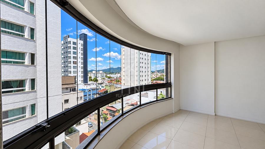 Apartamento no Edificio Rainha Touya 1