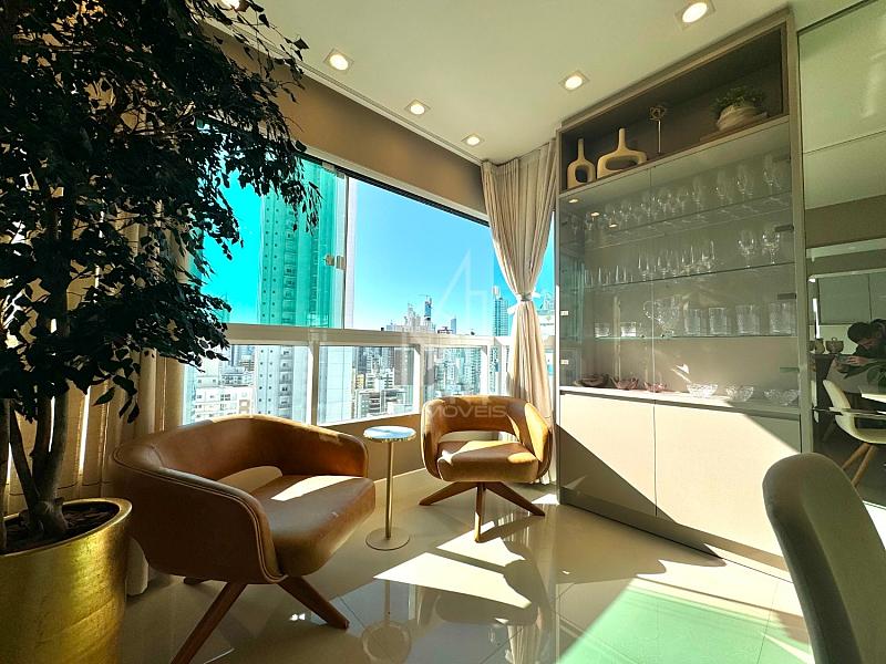 Apartamento no edif�cio Mandala no centro de Balne�rio Cambori� 1
