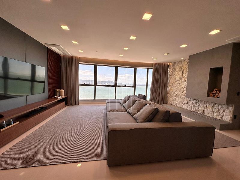 Apartamento � venda no Yachthouse 1