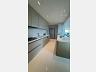 Apartamento no Edif�cio Yachthouse By Pininfarina em Balne�rio Cambori� 49