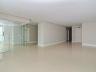 Apartamento  Quadra mar no Edif�cio La Belle Tour 5