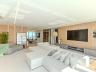 Apartamento  decorado no Edif�cio Yachthouse by Pininfarina 10