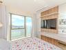 Apartamento  decorado no Edif�cio Yachthouse by Pininfarina 48