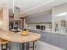 Apartamento  decorado no Edif�cio Yachthouse by Pininfarina 15