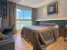 Apartamento decorado frente mar Epic Tower 10