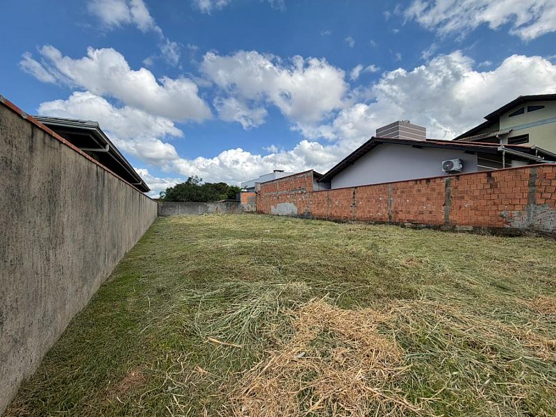 Terreno Lateral  Rua Guarujá — foto 4