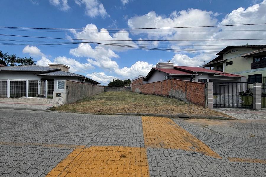 Terreno Lateral  Rua Guarujá — foto 3