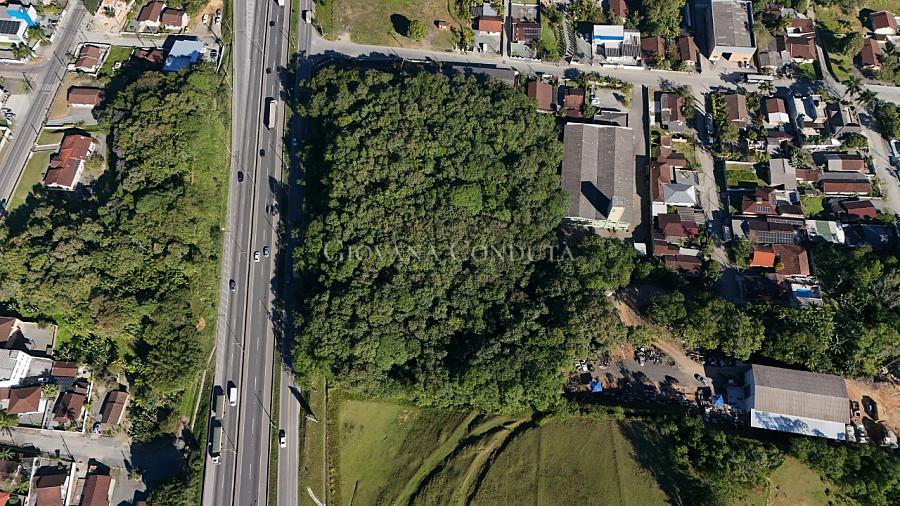 Terreno com 14.175 m� e frente para a BR-101 em Joinville 3
