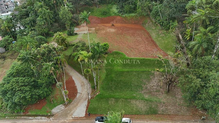Terreno para residencia alto padr�o B.  Sagua�u 8