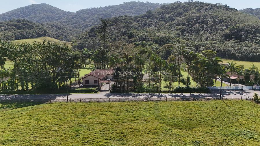 Ch�cara � venda na Estrada Bonita � 10.225 m� 1