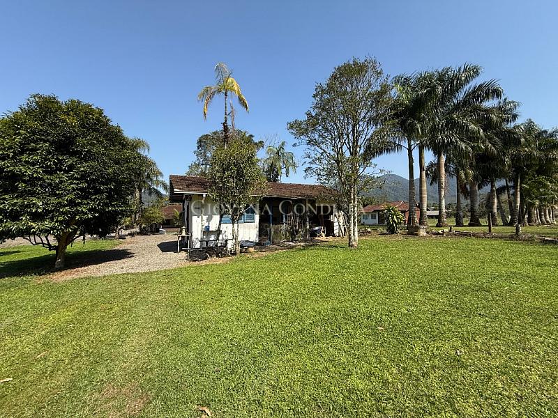 Ch�cara � venda na Estrada Bonita � 10.225 m� 5