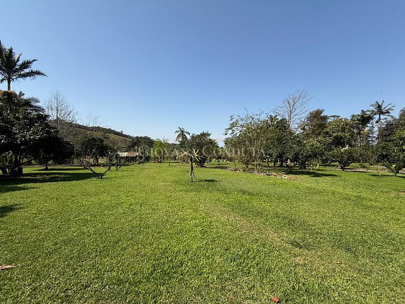 Ch�cara � venda na Estrada Bonita � 10.225 m� 8