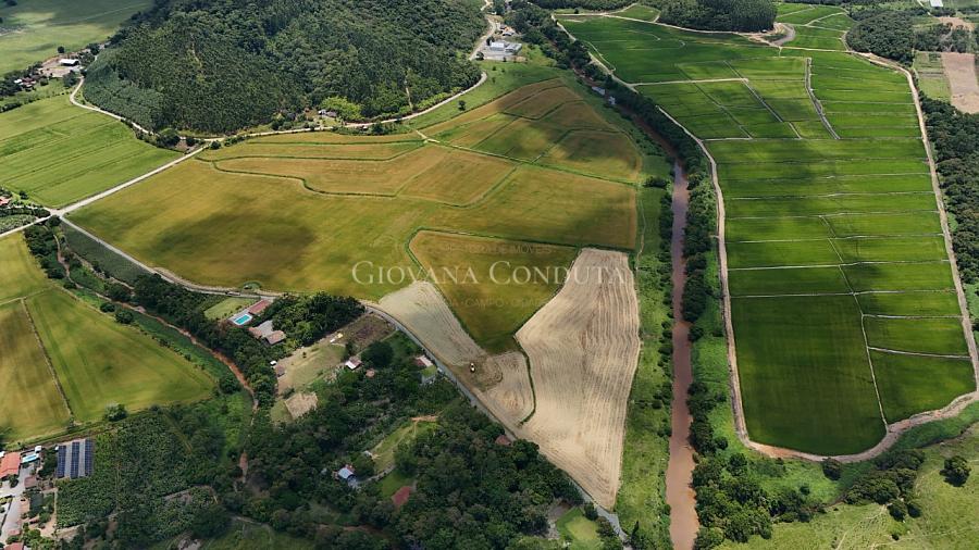 �rea rural escriturada com 67 hectares �s margens do Rio Pira� em Araquari - Morro do Jacu 11