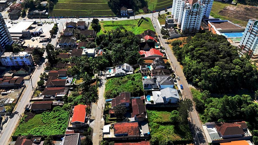 Terreno Bairro Anita Garibaldi 8