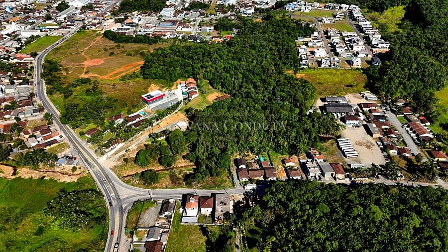 Terreno com 28.600,56 m�  Bairro Vila Nova � Joinville 7