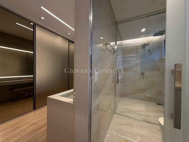 Apartamento 250 m² B. Atiradores 16