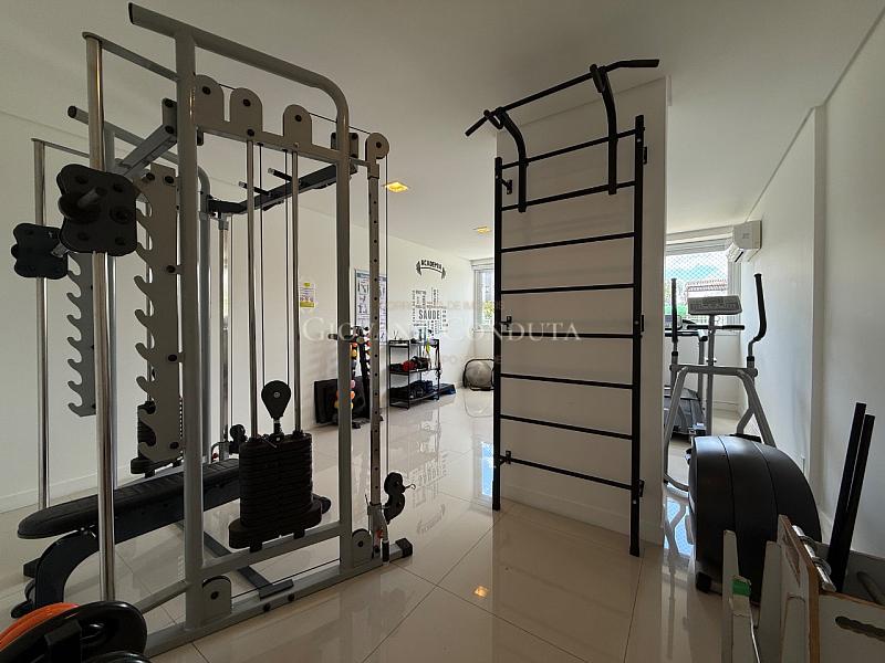 Apartamento 250 m² B. Atiradores 33