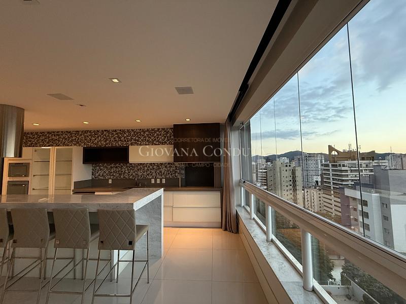 Apartamento 250 m² B. Atiradores 6