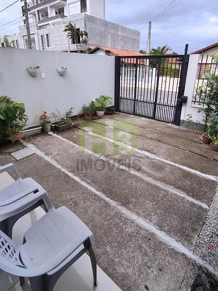 Casa 3 dormit�rios no centro 1