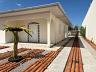 Casa ampla de 4 dormi6t�rios no centro 1