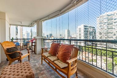 Apartamento à venda no Brooklin com 200m², 3 suítes e 3 vagas