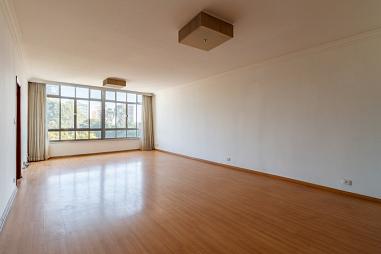 Apartamento à venda na Alameda Santos, 191m² e 3 dormitórios amplos