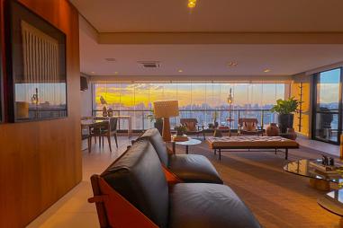 Cobertura Impecável, 4 Suítes, 4 Vagas, à venda em Moema