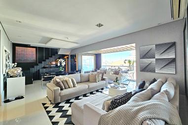 À venda 305m² Semi-mobiliado