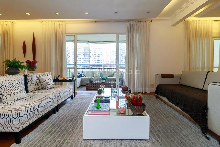 Apartamento à venda no Brooklin com 200m², 3 suítes e 3 vagas — foto 2