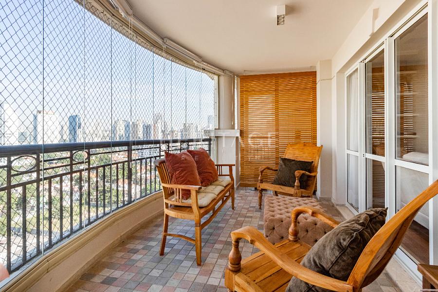 Apartamento à venda no Brooklin com 200m², 3 suítes e 3 vagas — foto 2