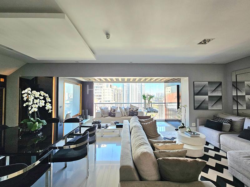 À venda 305m² Semi-mobiliado — foto 2