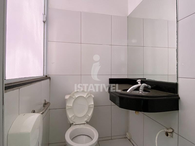 SALA COMERCIAL CENTRO 22