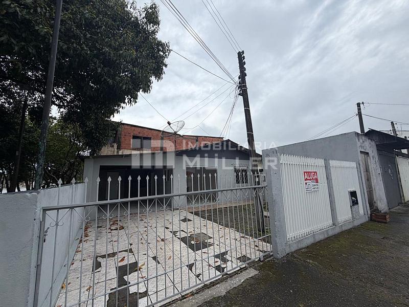 Casa com 02 dormit�rios no bairro Cordeiros para loca��o! 70m² por R$ 2.500/m�s - Cordeiros, Itaja� - SC 1