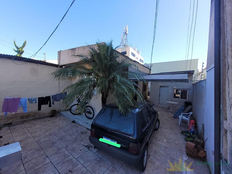 CASA EM BALNE�RIO CAMBORI�