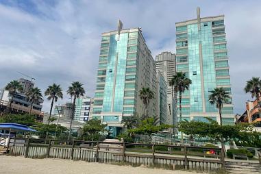 Apartamento Frente Mar Atlantic Paradise Itapema