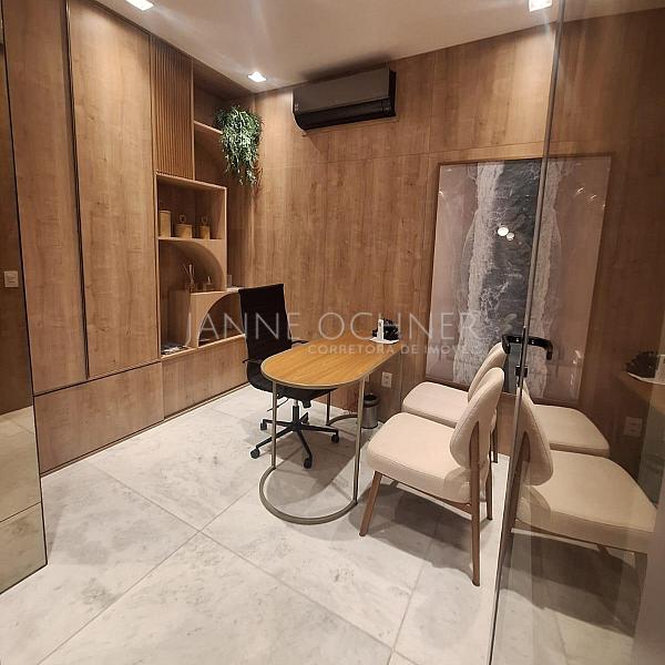 Oportunidade Única: Loja com Pé-Direito Duplo no Coração de Balneário Camboriú — foto 10